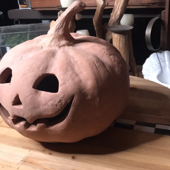 Pottery Barn Medium Size Handmade Terracotta Spooky and Cute Jack O' Lan… - Picture 15 of 16